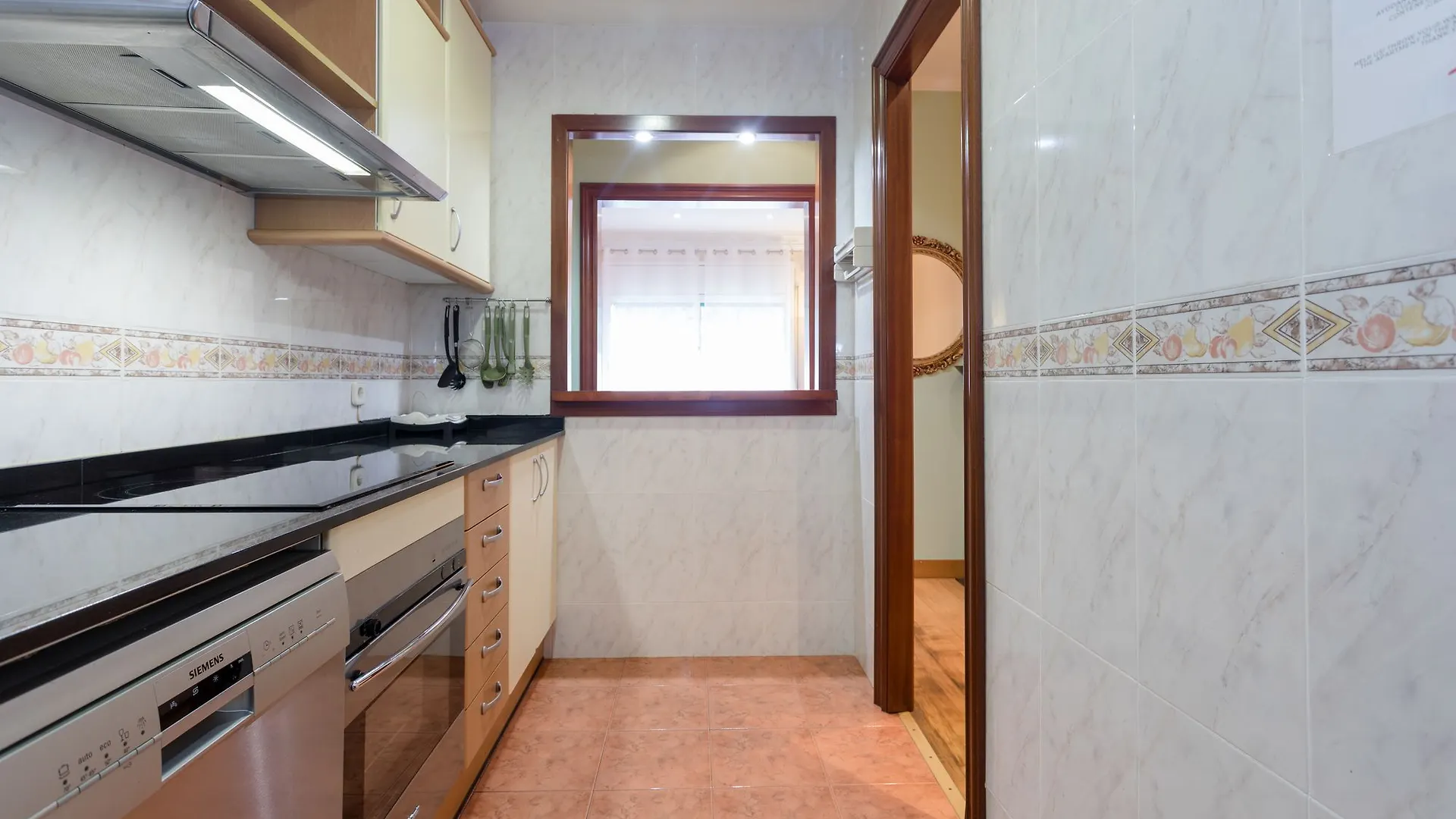 Sagrada Familia - Gaudi Apartment Барселона 0*,